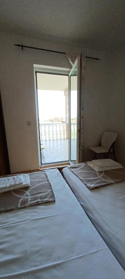 Apartments Vesna Nova Vas  エクステリア 写真