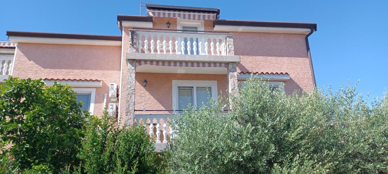 Apartments Vesna Nova Vas  エクステリア 写真